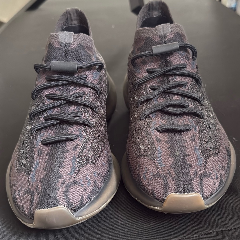 Adidas Yeezy Boost 380 ‘Onyx’